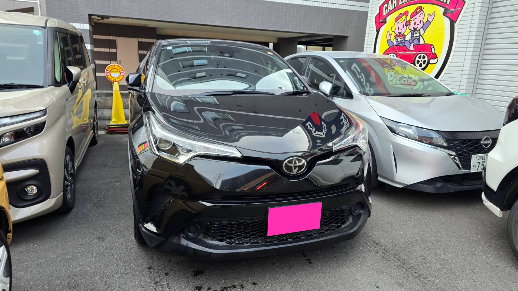 CH-R ドアへこみ｜ピッカーズ札幌店 – 札幌市の車のキズ・ヘコミ、板金修理専門店