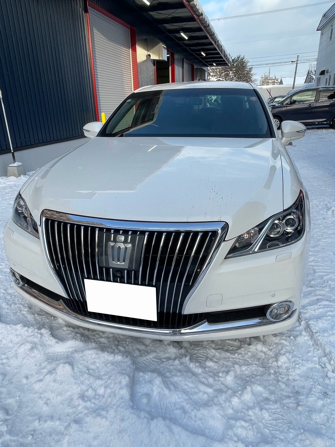 トヨタ クラウン｜ピッカーズ札幌店 – 札幌市の車のキズ・ヘコミ、板金修理専門店