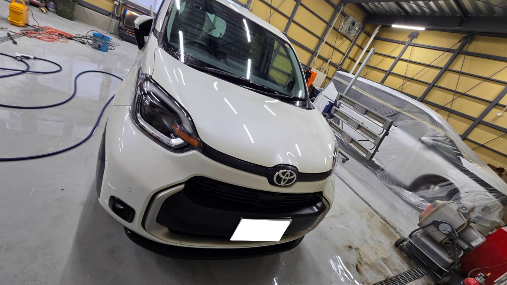 シエンタ　へこみ｜ピッカーズ札幌店 – 札幌市の車のキズ・ヘコミ、板金修理専門店